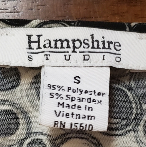 Light Blouse by Hampshire Studio Like New S - Picture 5 of 7